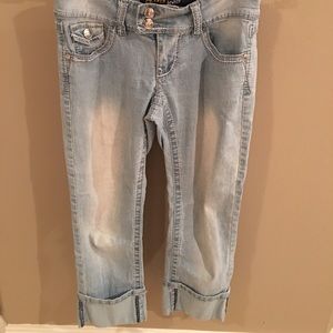 Angels Capri Jeans Size 7
